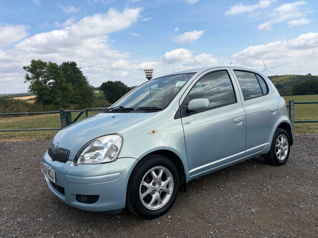 Toyota Yaris 1.3 Vvt-i Blue Silver #1