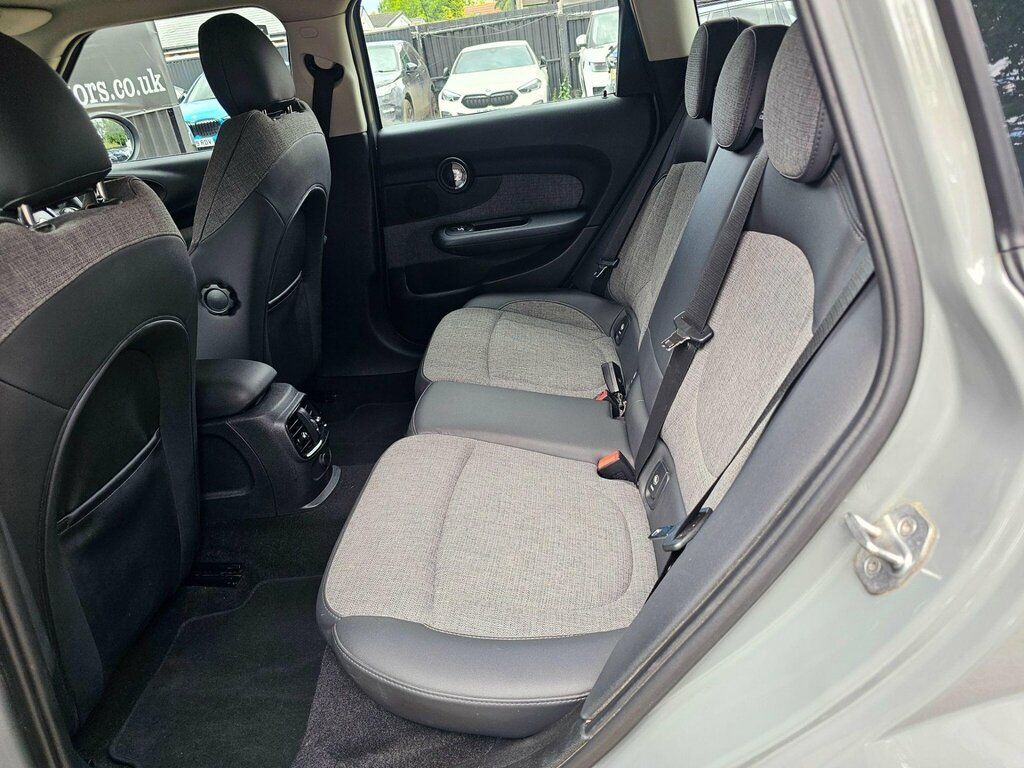 Mini Clubman Estate Black #29