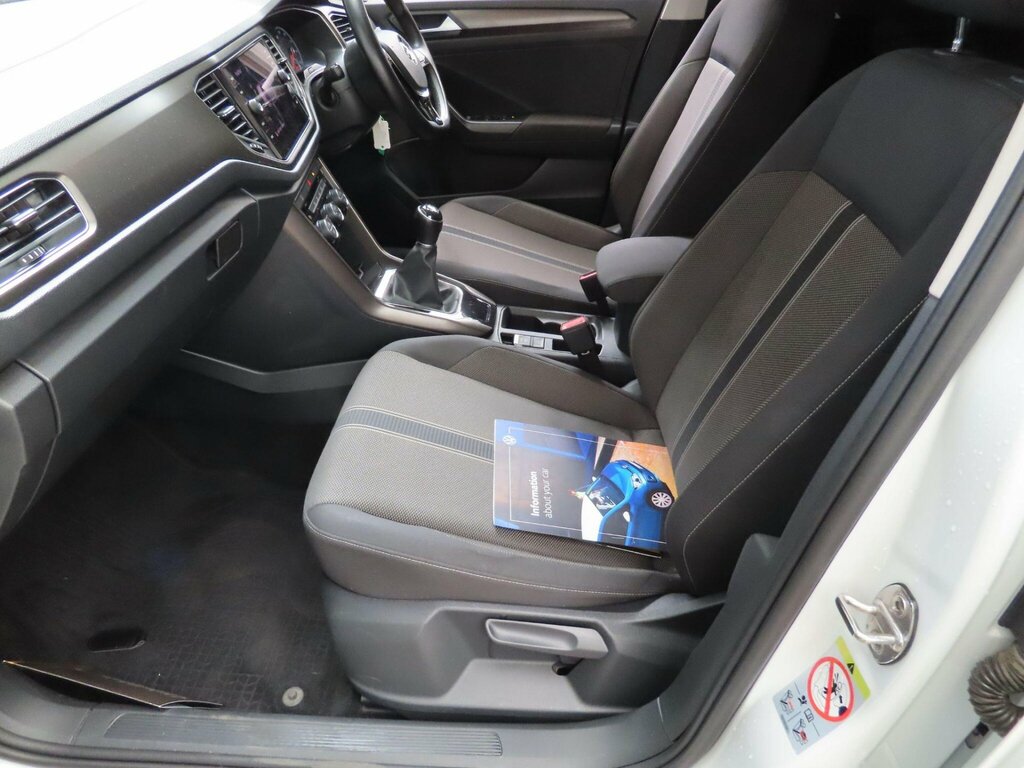 Volkswagen T-Roc 1.0 Tsi Se Euro 6 Ss White #4
