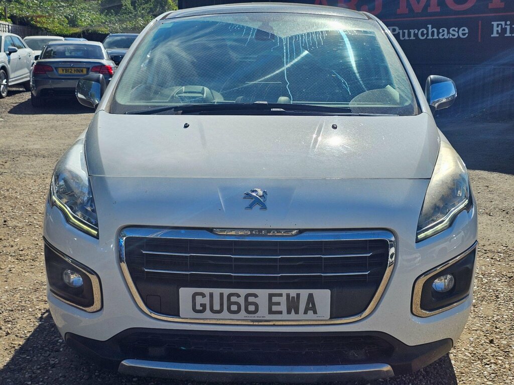 Peugeot 3008 1.2 Puretech Allure Euro 6 Ss White #4