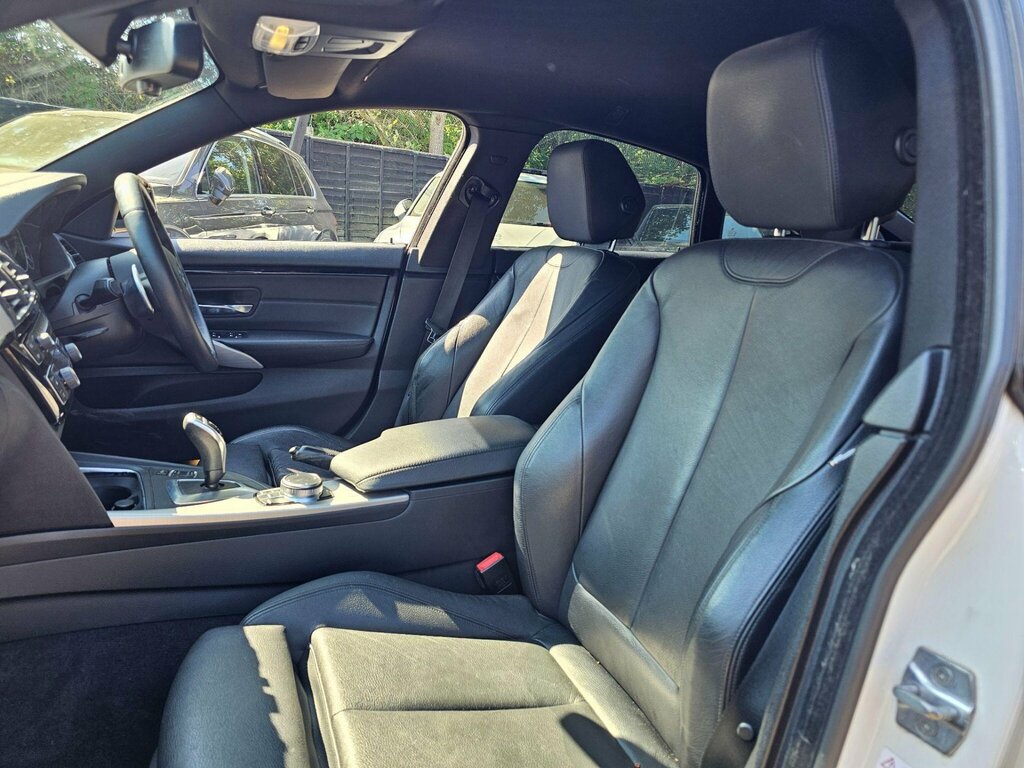 BMW 4 Series Gran Coupe 420D 190 Sport Business Media Black #8