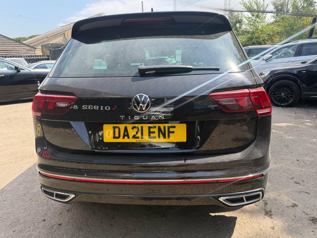 Volkswagen Tiguan 1.5 Tsi R-line Dsg Euro 6 Ss Black #3