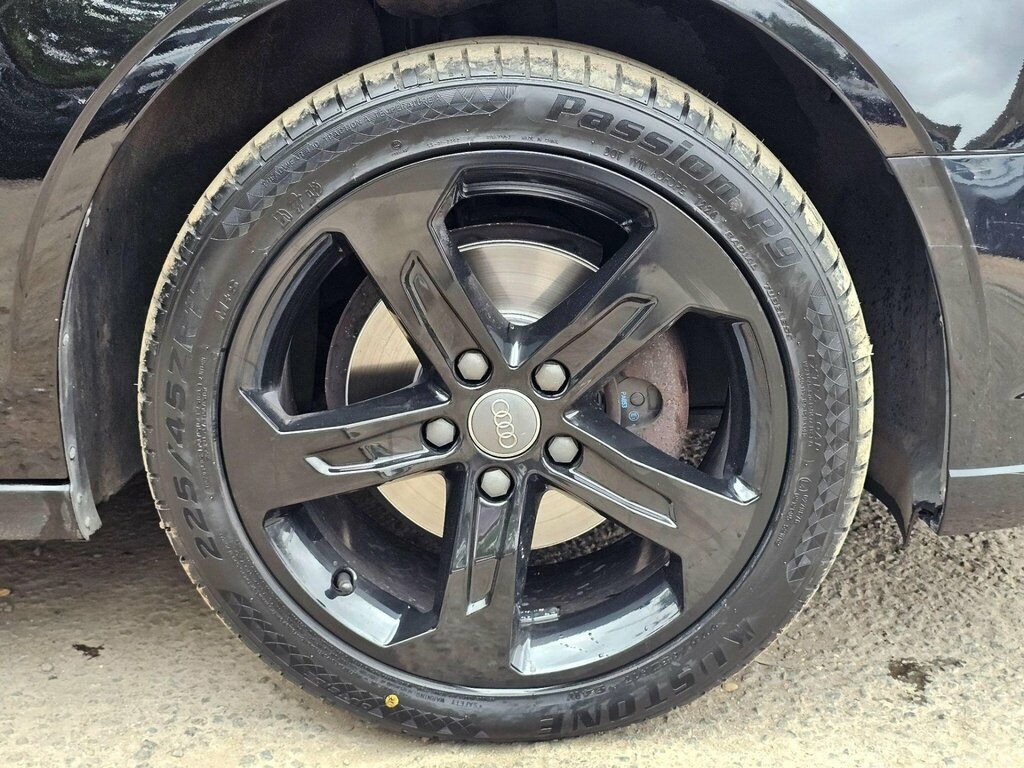 Audi A3 Hatchback Black #33