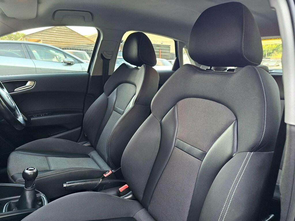 Audi A1 Sport Nav Blue #13