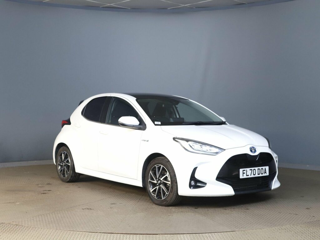 Toyota Yaris 1.5 Vvt-h Design E-cvt Euro 6 Ss White #3