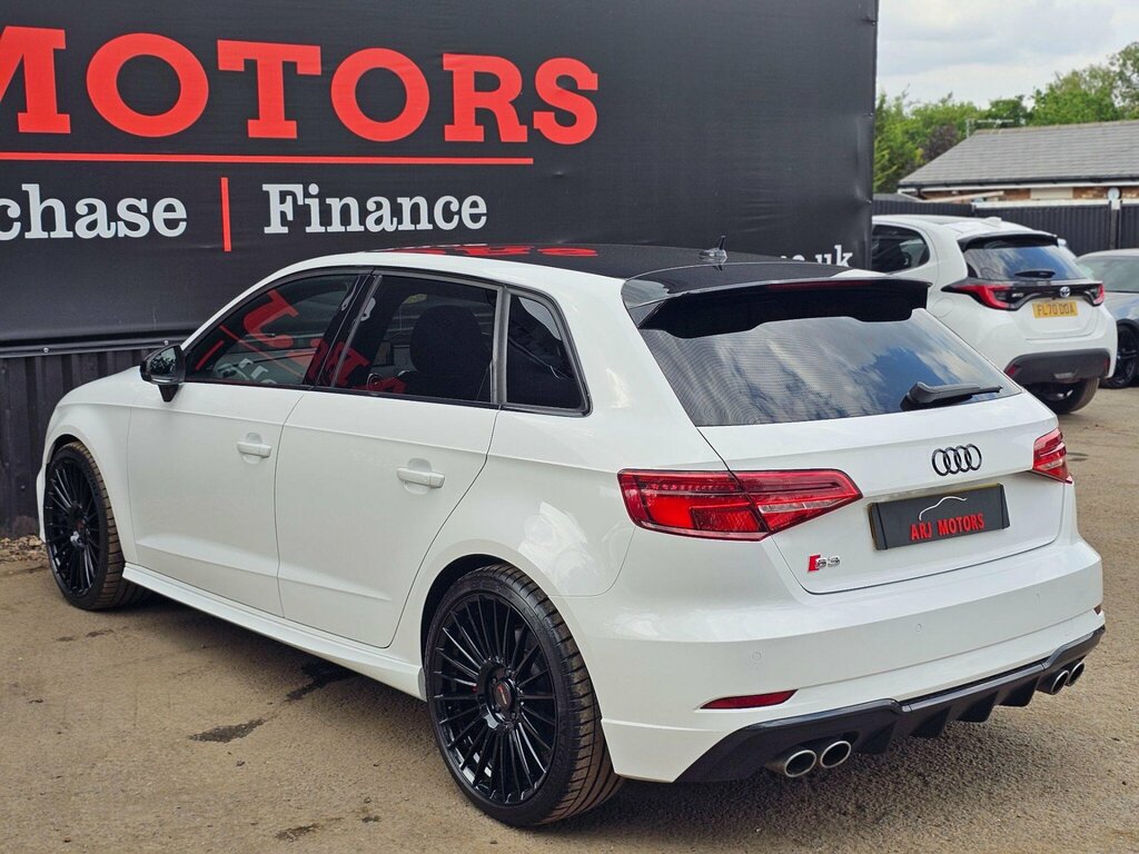 Audi S3 2.0 Tfsi Black Edition Sportback S Tronic Quattro White #5