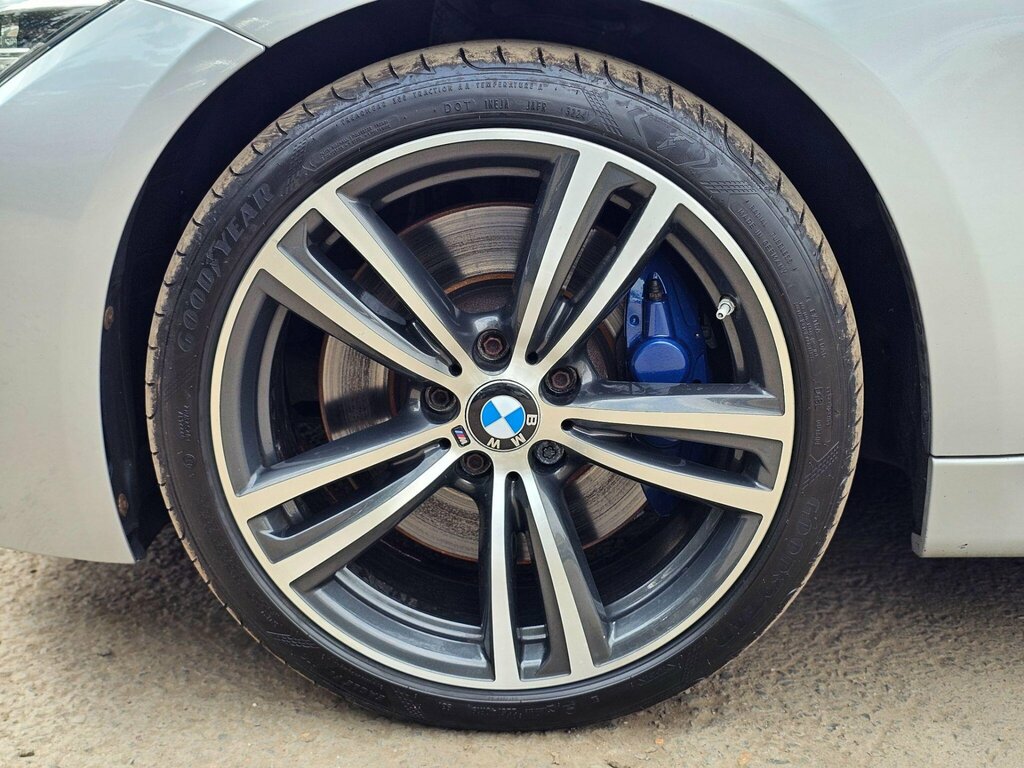 BMW 3 Series 320D M Sport Black #21