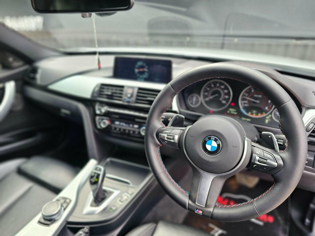 BMW 3 Series 320D M Sport Black #11