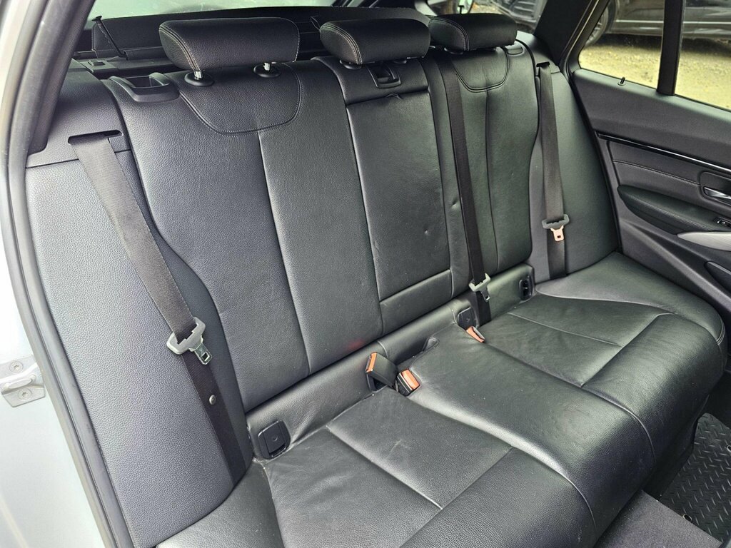 BMW 3 Series 320D M Sport Black #19