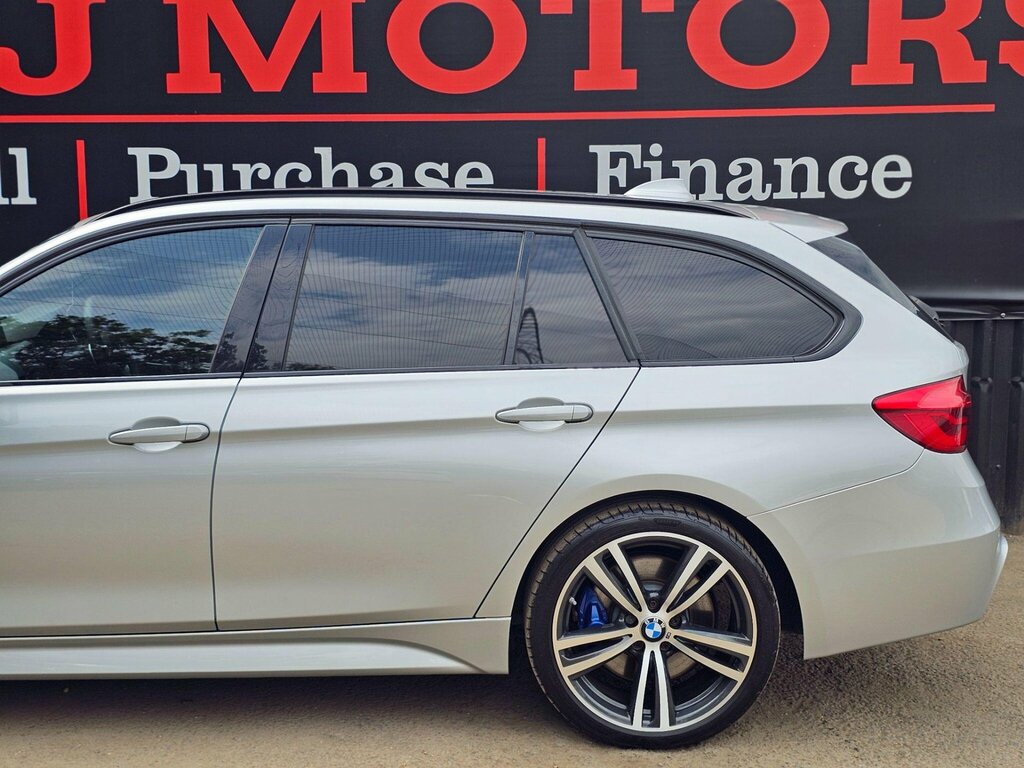 BMW 3 Series 320D M Sport Black #36