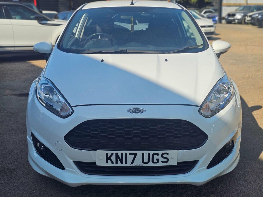 Ford Fiesta 1.25 Zetec Euro 6 White