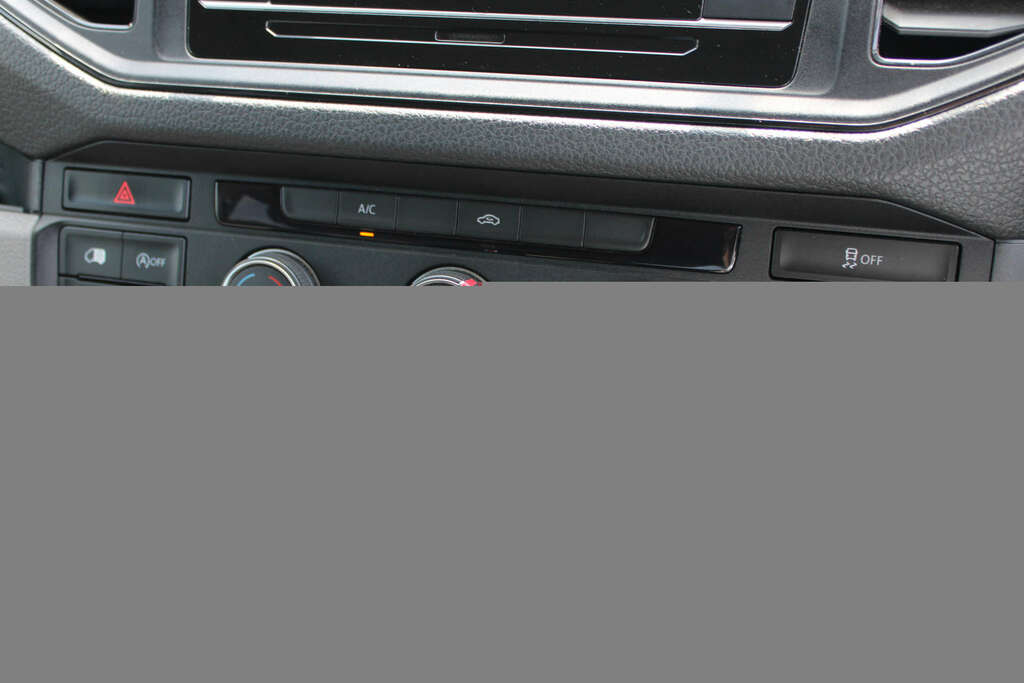 Volkswagen Crafter 2.0 Crafter Cr35 Trendline Tdi Race Van Day Van White #2
