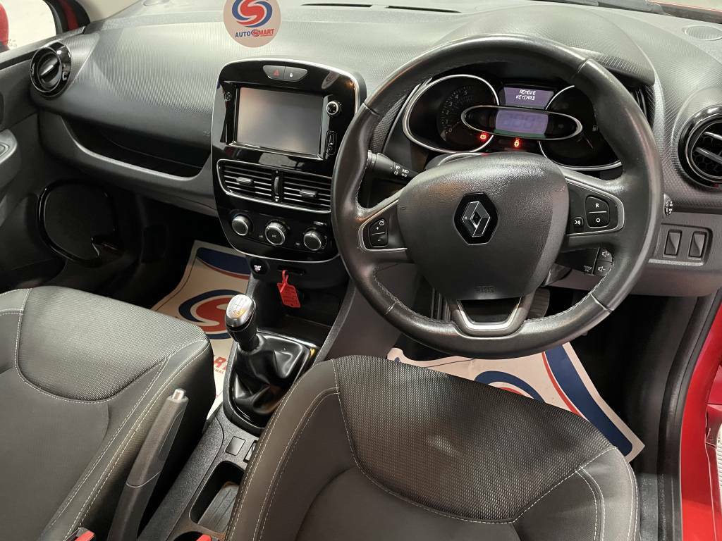 Renault Clio Hatchback 1.2 16V Dynamique Nav Red #3