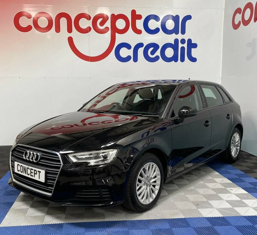 Audi A3 Sportback 1.0 Tfsi Se Technik Black