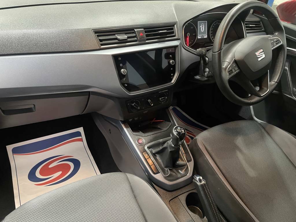 Seat Arona Hatchback 1.6 Tdi 115 Se Technology Lux  Red #3