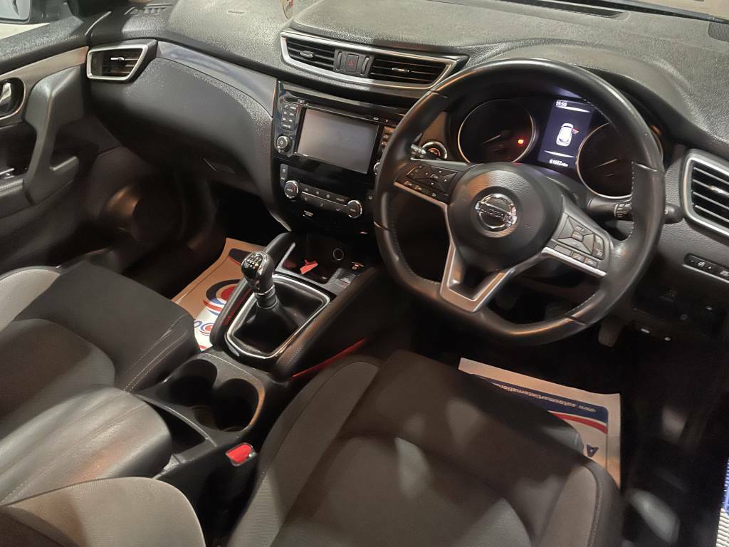 Nissan Qashqai Hatchback 1.5 Dci 115 N-connecta Black #3