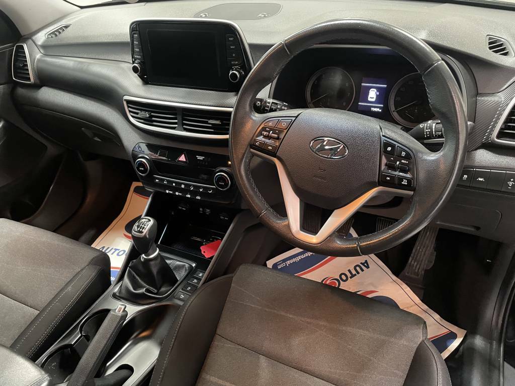 Hyundai Tucson Estate 1.6 Gdi Se Nav Black #4