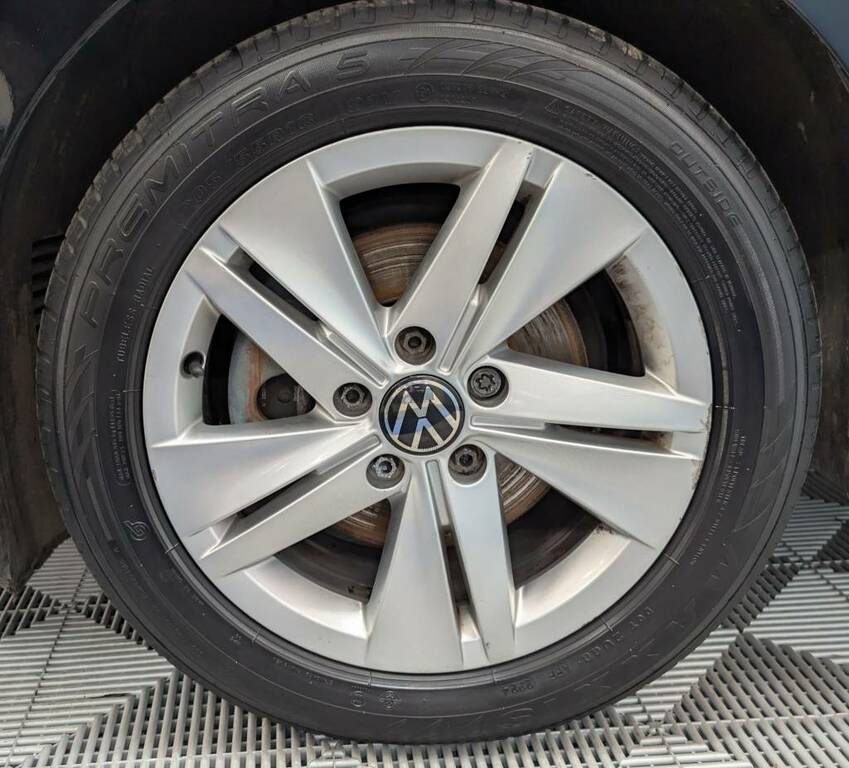 Volkswagen Golf Hatchback 1.5 Tsi Life Black #4
