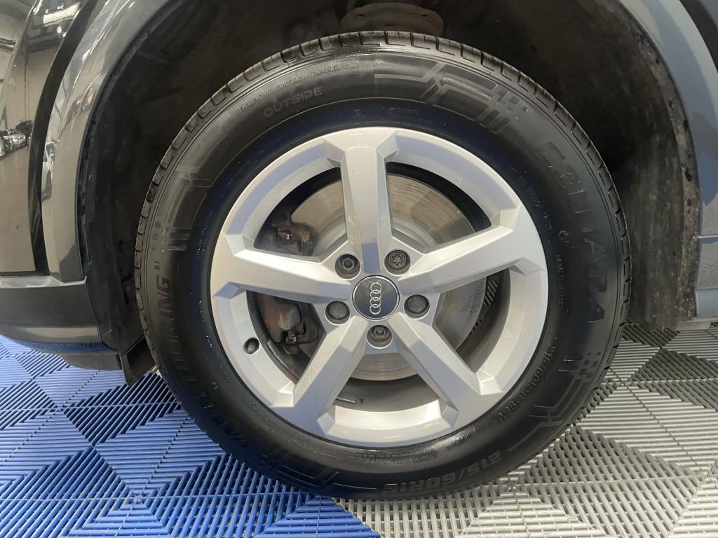 Audi Q2 Estate 1.0 Tfsi Se Black #5
