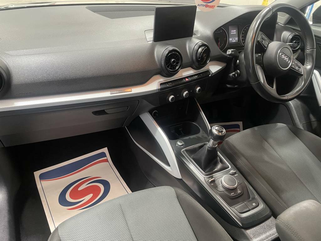 Audi Q2 Estate 1.0 Tfsi Se Black #4
