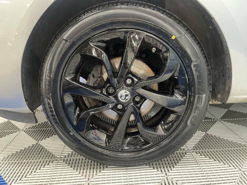 Vauxhall Corsa Hatchback Special Ed 1.4 75 Griffin Silver #5