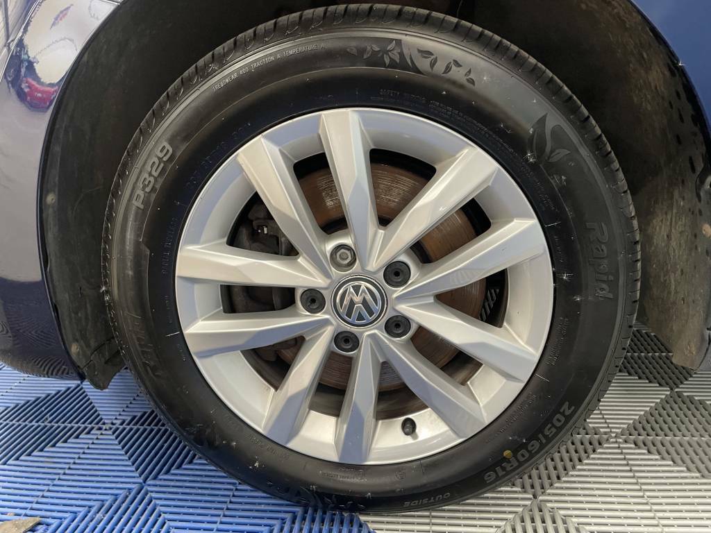 Volkswagen Touran Estate 1.6 Tdi 115 Se Family Blue #5