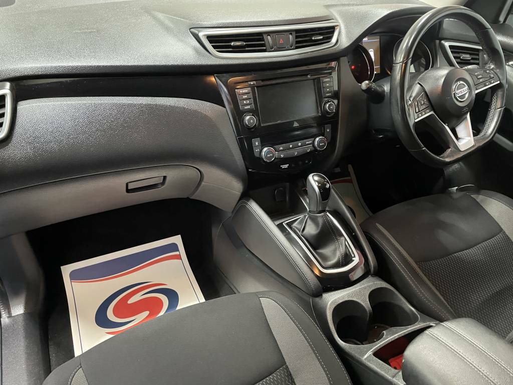 Nissan Qashqai Hatchback Blue #4