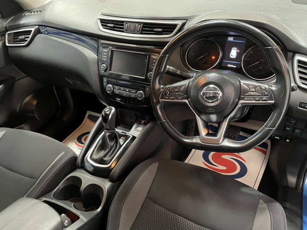 Nissan Qashqai Hatchback Blue #3
