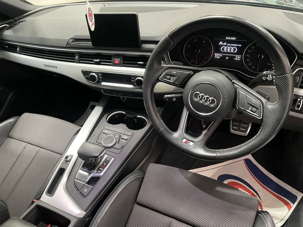 Audi A4 Avant Avant 2.0 Tdi 190 Quattro S Line Black #4