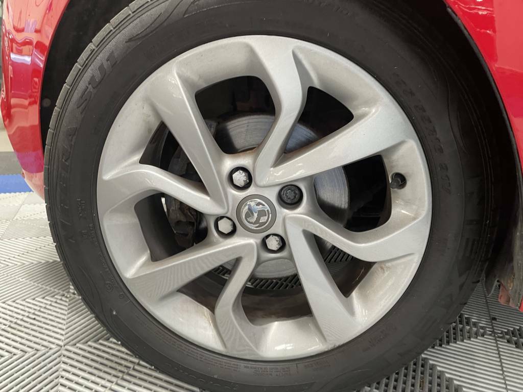 Vauxhall Corsa Hatchback Special Ed 1.4 75 Ecoflex Energy Red #5