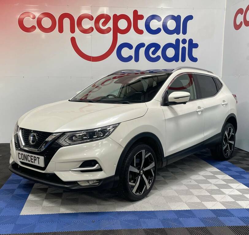 Nissan Qashqai Hatchback 1.3 Dig-t 160 Tekna White