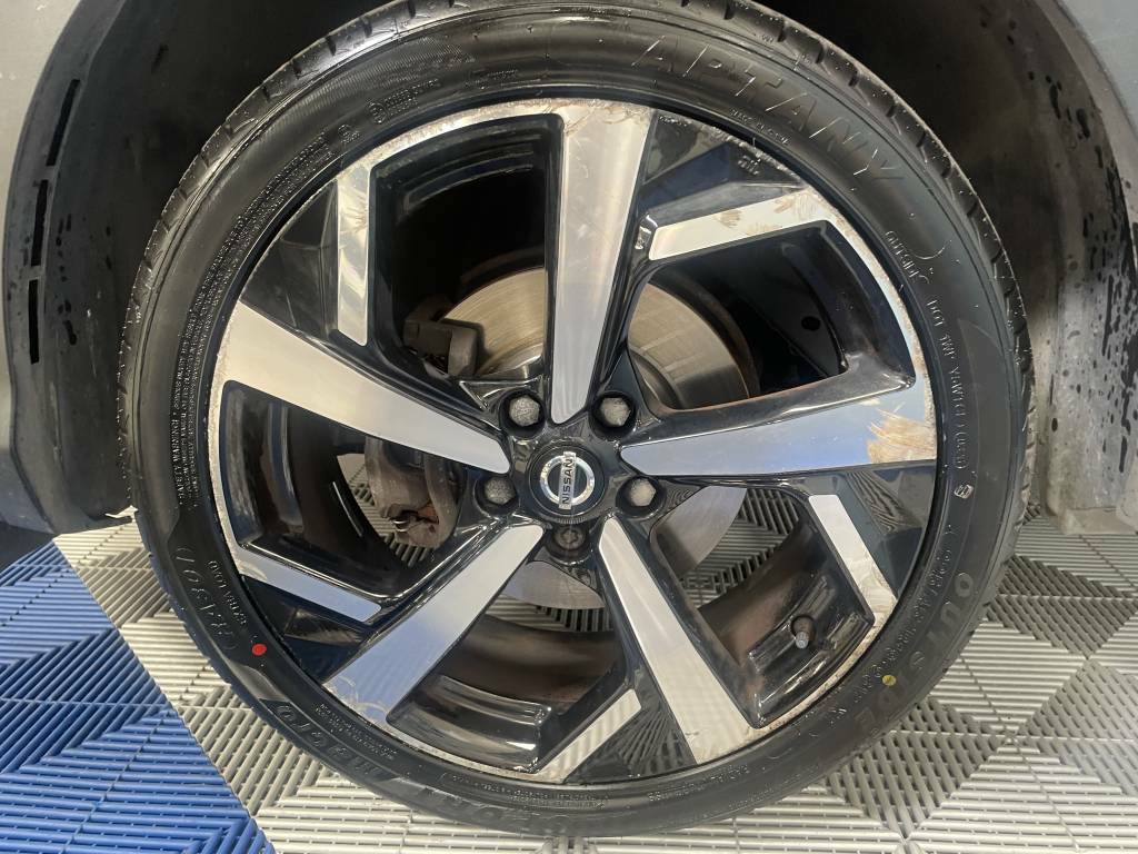 Nissan Qashqai Hatchback 1.3 Dig-t Tekna Blue #5