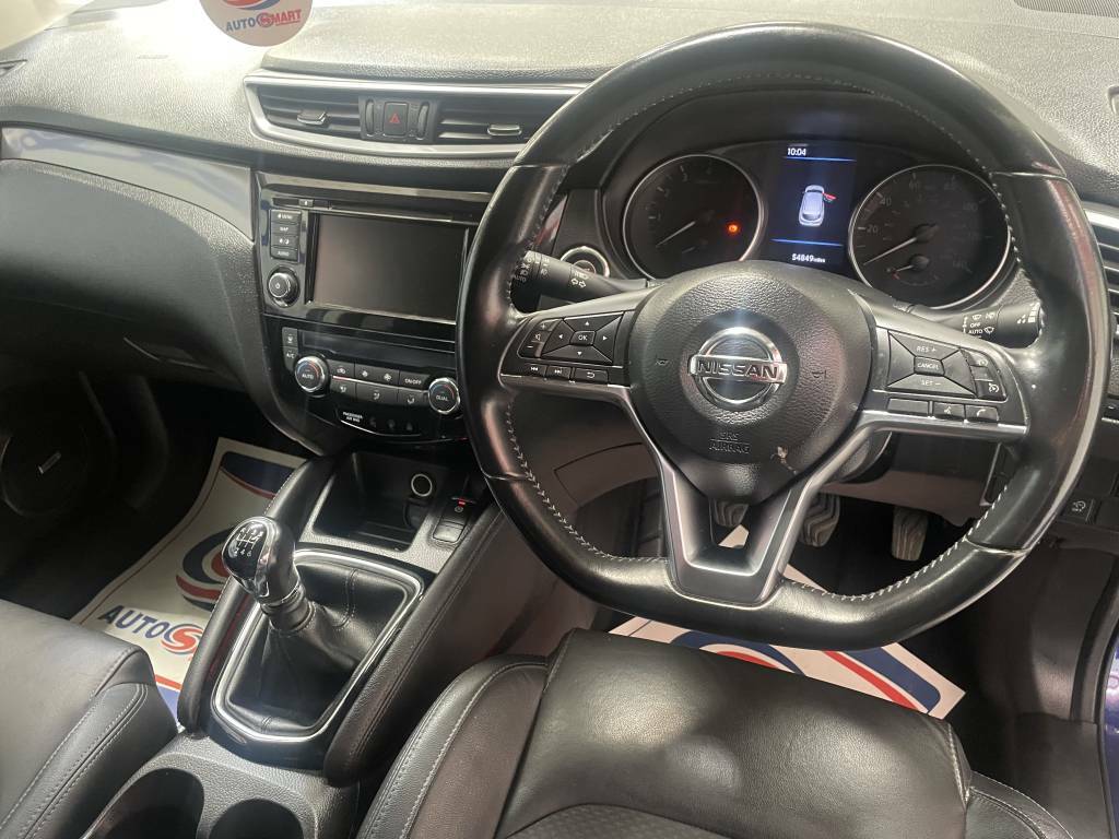 Nissan Qashqai Hatchback 1.3 Dig-t Tekna Blue #3