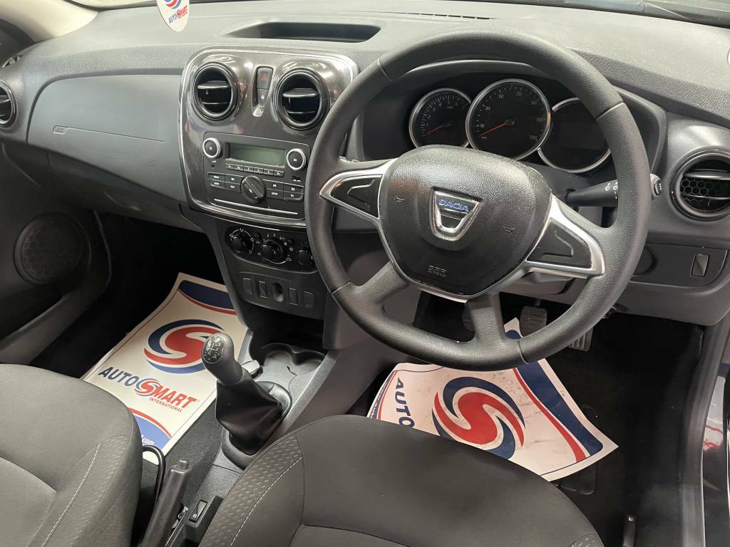 Dacia Sandero Hatchback 1.0 Sce Essential Black #2