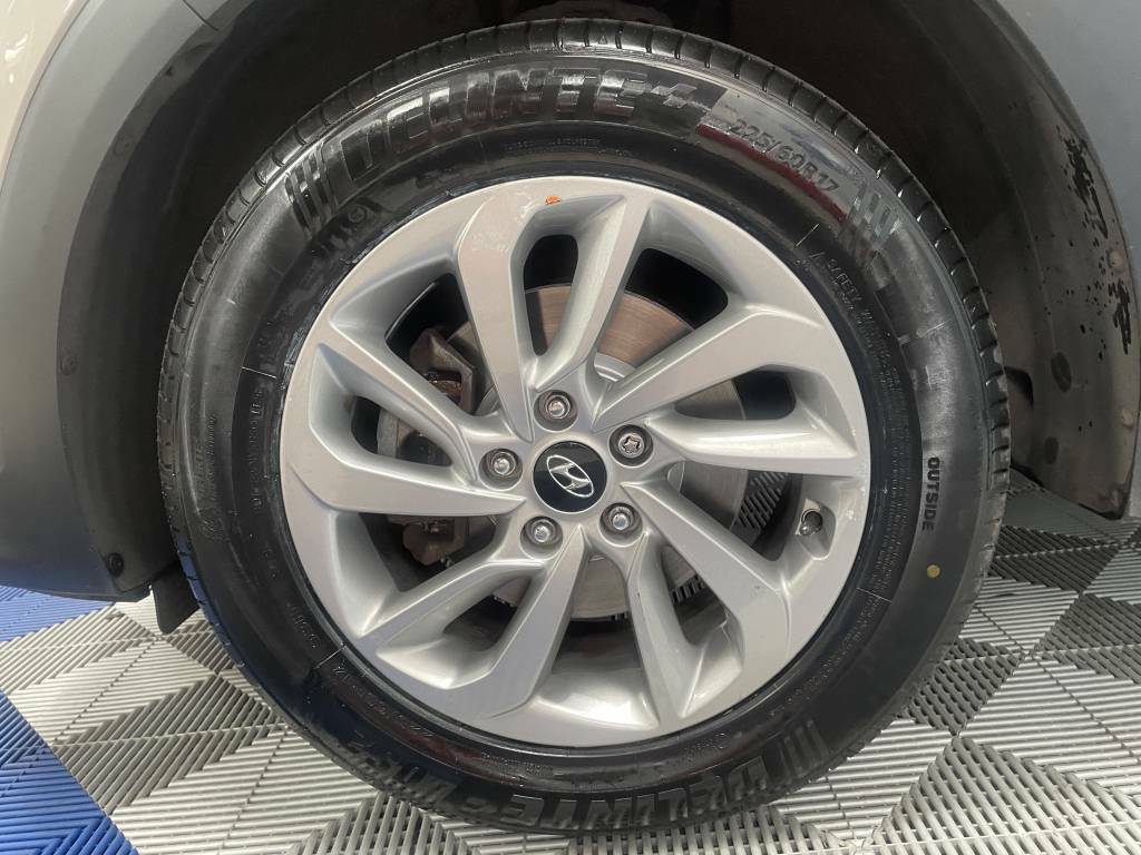 Hyundai Tucson Estate 2.0 Crdi Se Nav White #5