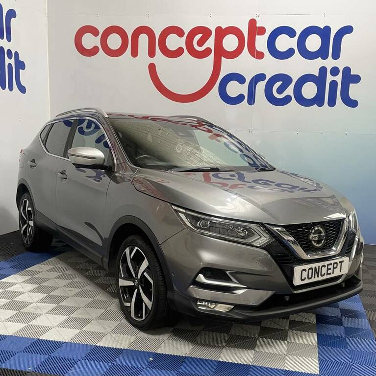 Nissan Qashqai Tekna Black #2