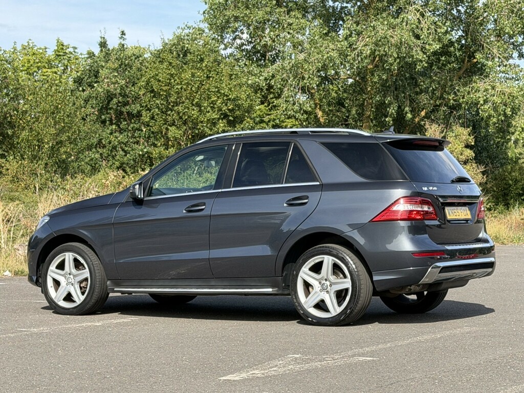 Mercedes-Benz M Class 4X4 3.0 Ml350 V6 Bluetec Amg Line G-tronic 4Wd Eur White #21