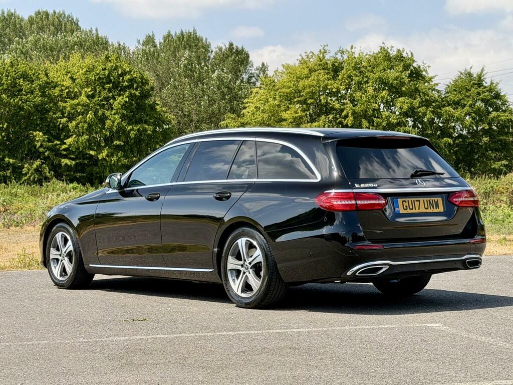 Mercedes-Benz E Class 2.0 E220d Se Black #3