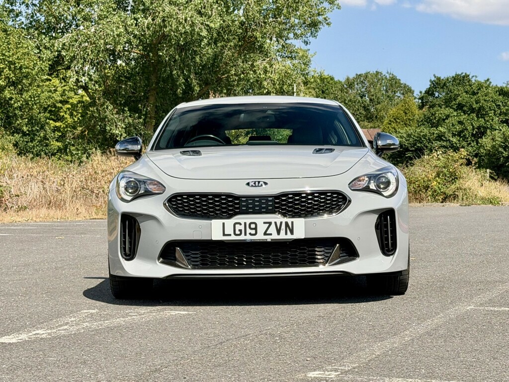 Kia Stinger  White #7