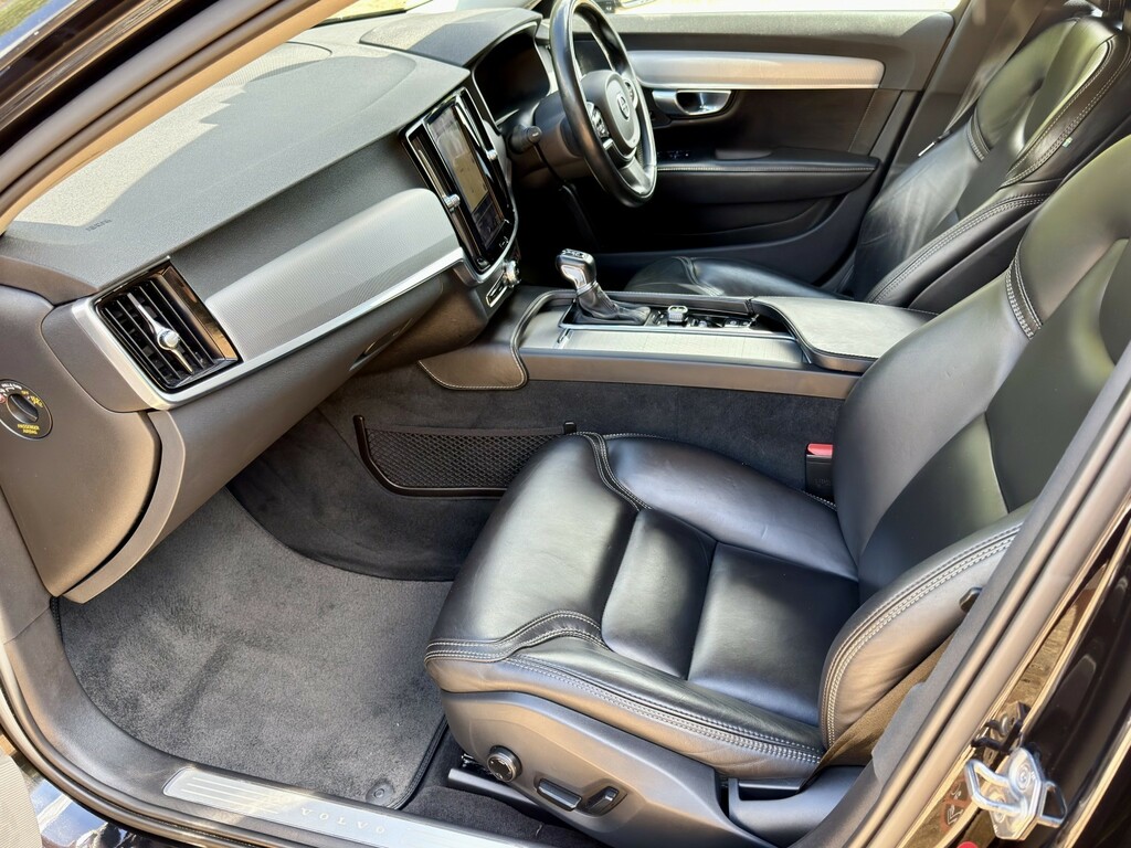 Volvo V90 2017 2.0 D5 Powerpulse Pro Estate Silver #12
