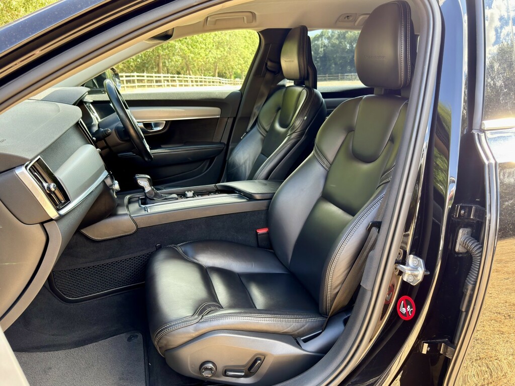 Volvo V90 2017 2.0 D5 Powerpulse Pro Estate Silver #10