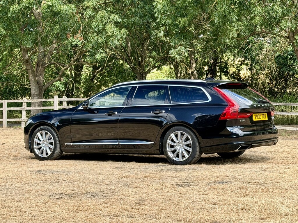Volvo V90 2017 2.0 D5 Powerpulse Pro Estate Silver #24