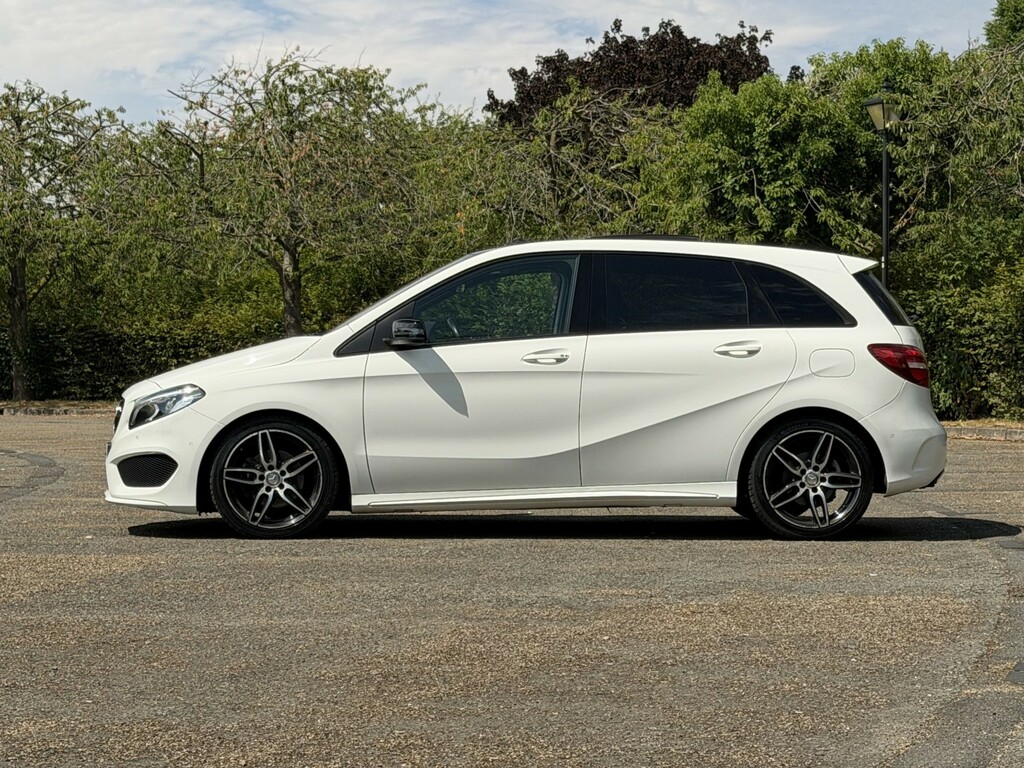 Mercedes-Benz B Class 1.6 B180 Amg Line White #5