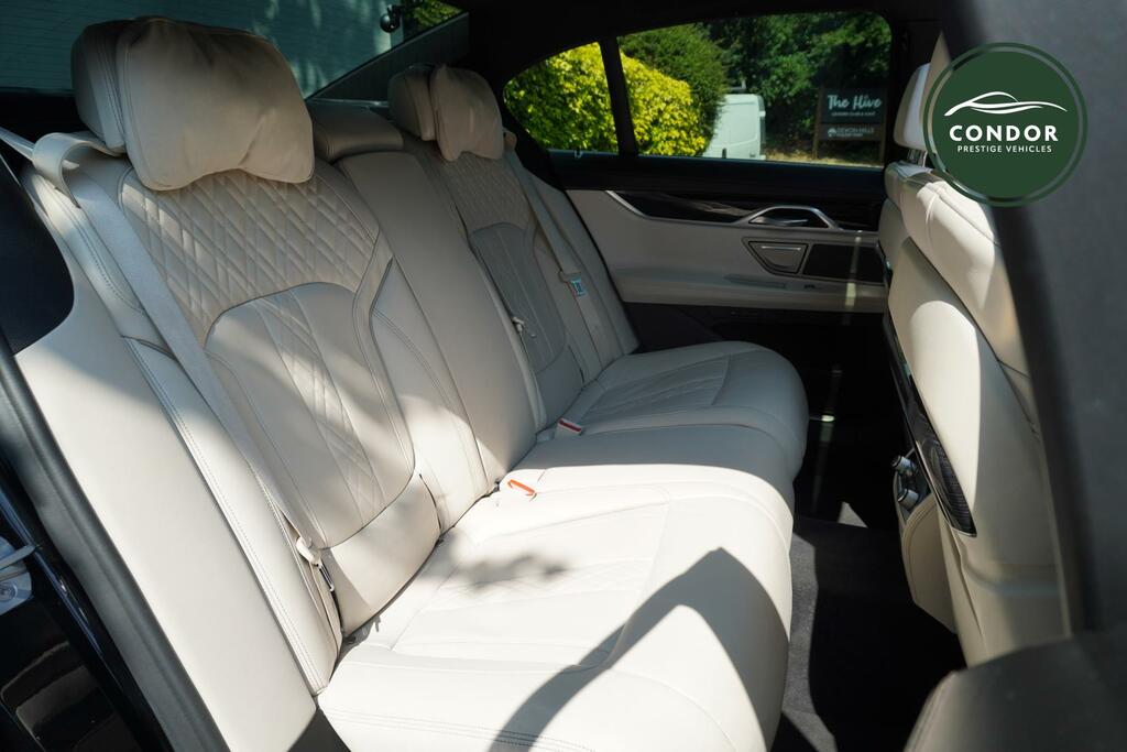 BMW 7 Series 730Ld Saloon Black #38