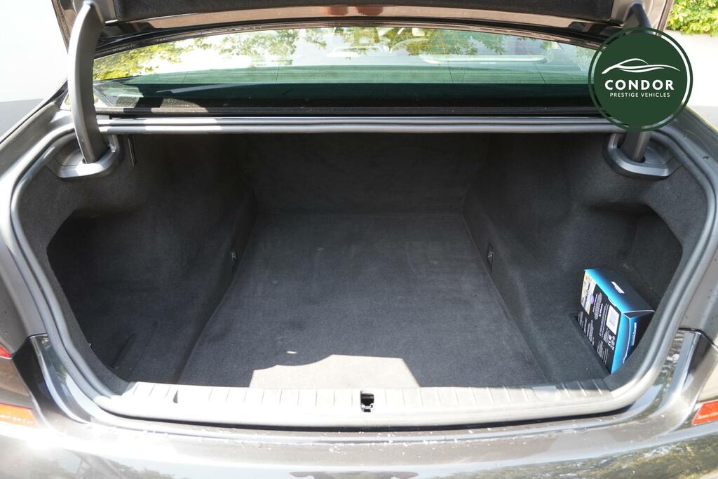 BMW 7 Series 730Ld Saloon Black #40