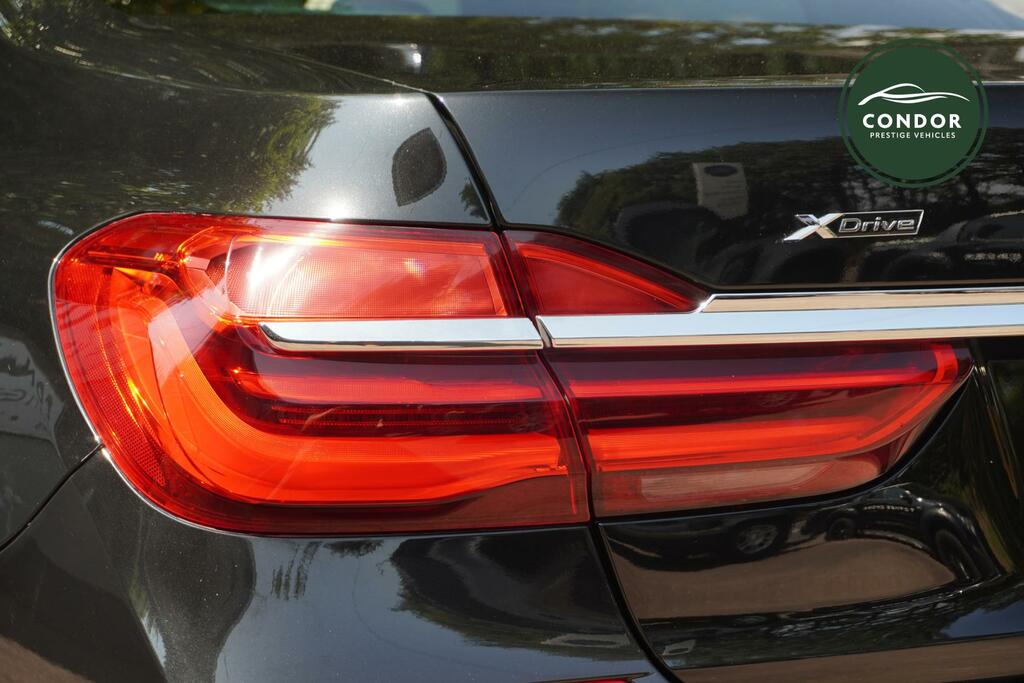 BMW 7 Series 730Ld Saloon Black #10