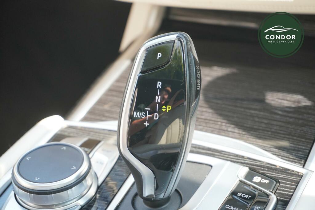 BMW 7 Series 730Ld Saloon Black #19