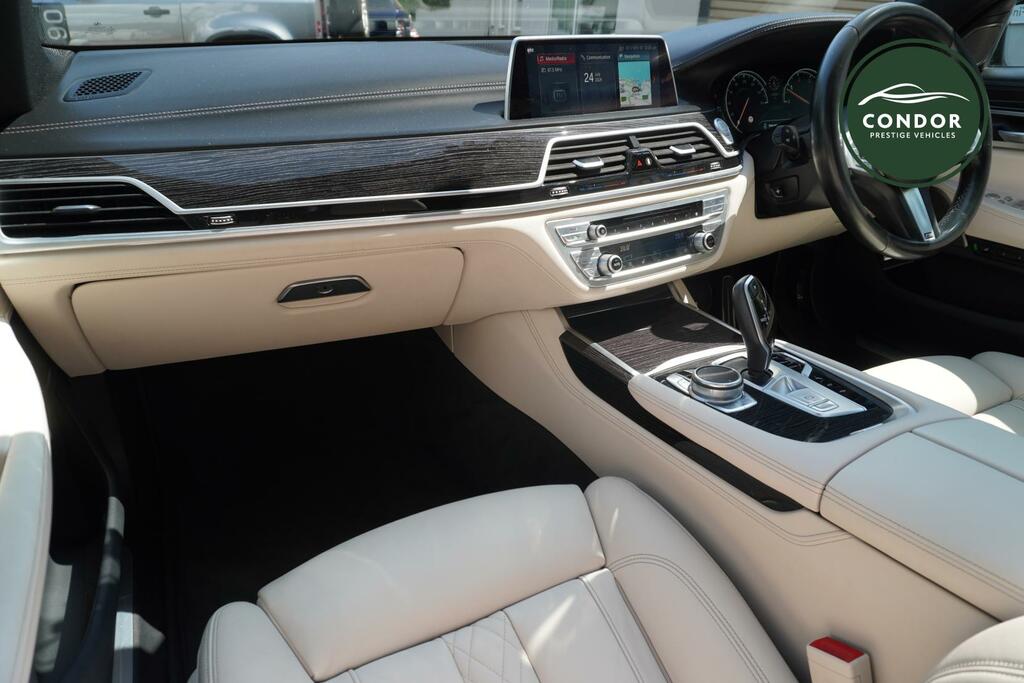 BMW 7 Series 730Ld Saloon Black #18