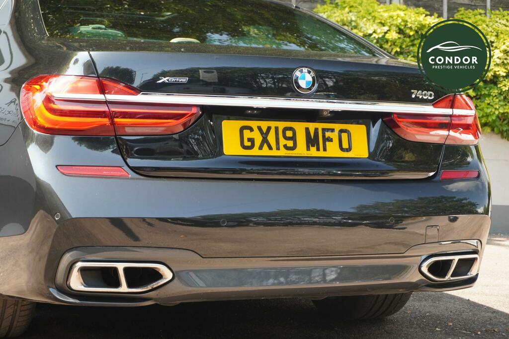 BMW 7 Series 730Ld Saloon Black #8