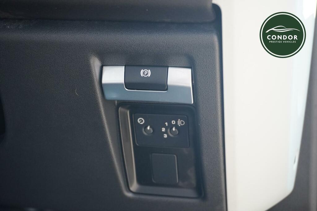 Land Rover Defender 90 D350 X-dynamic Hse  #27